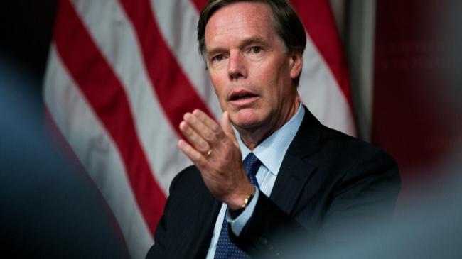 美前大使伯恩斯披露:中方曾发短信炫耀.... 美前大使伯恩斯披露:中方曾发短信炫耀....