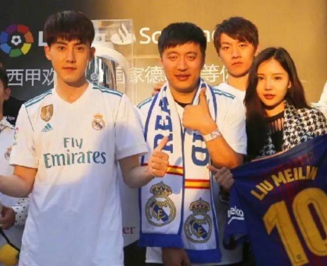 十里长街送雪峰!张雪峰追悼会现场令人震惊 十里长街送雪峰!张雪峰追悼会现场令人震惊