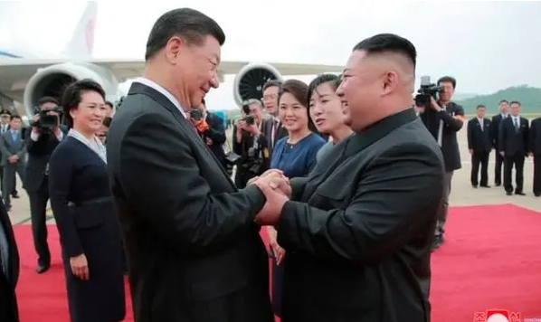 热评:金正恩要和习近平分道扬镳了? 热评:金正恩要和习近平分道扬镳了?