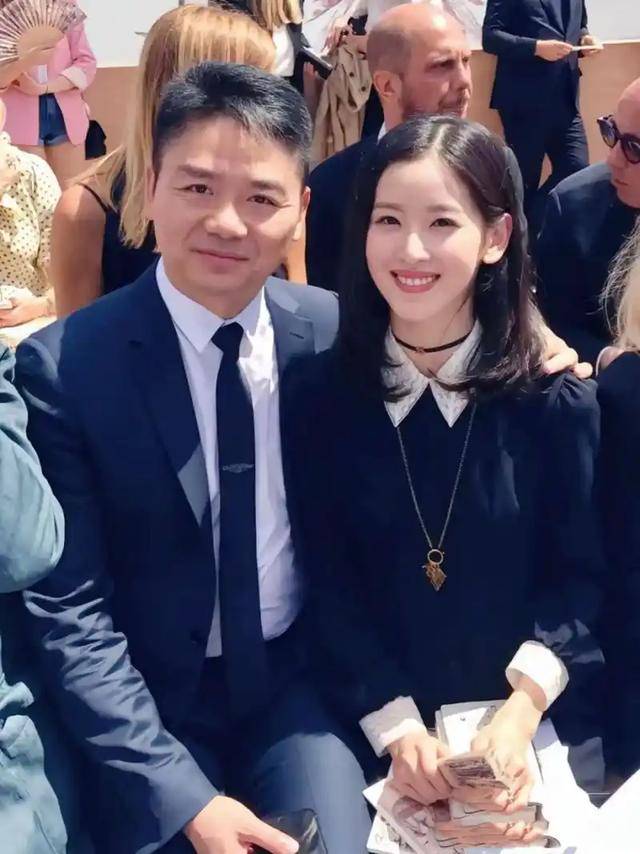 52岁刘强东上千亿身家,儿子却是他一生的遗憾 52岁刘强东上千亿身家,儿子却是他一生的遗憾