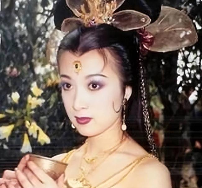 霍家不孝子在美走私军火,还骗光明星20亿 霍家不孝子在美走私军火,还骗光明星20亿