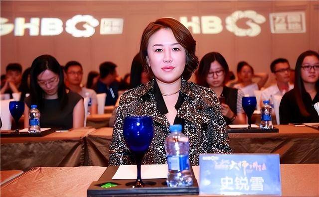 中国美女总裁在美遭判刑20年 全部资产被美收缴 中国美女总裁在美遭判刑20年 全部资产被美收缴
