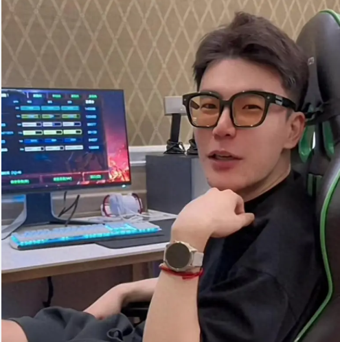 “京圈顶级富二代”,塌房了 “京圈顶级富二代”,塌房了