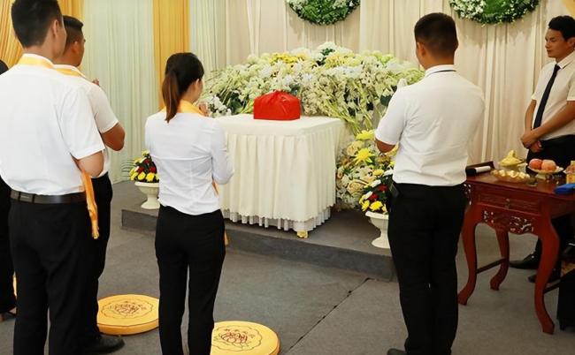 中国人再也不用买墓地了 中国人再也不用买墓地了