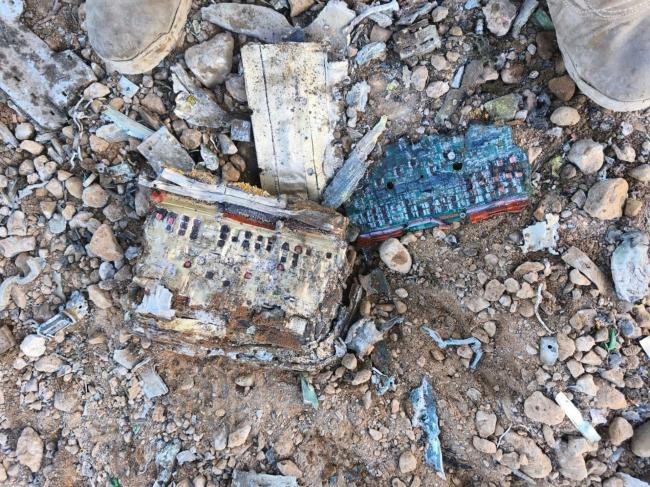 伊朗发图称击落美军战机!悬赏捉拿机师 伊朗发图称击落美军战机!悬赏捉拿机师