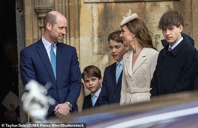 凯特王妃惊艳现身,却是“瘦到脱相” 凯特王妃惊艳现身,却是“瘦到脱相”