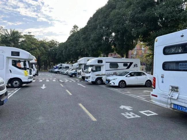 开年就封杀!房车为啥成了城市“公敌” 开年就封杀!房车为啥成了城市“公敌”