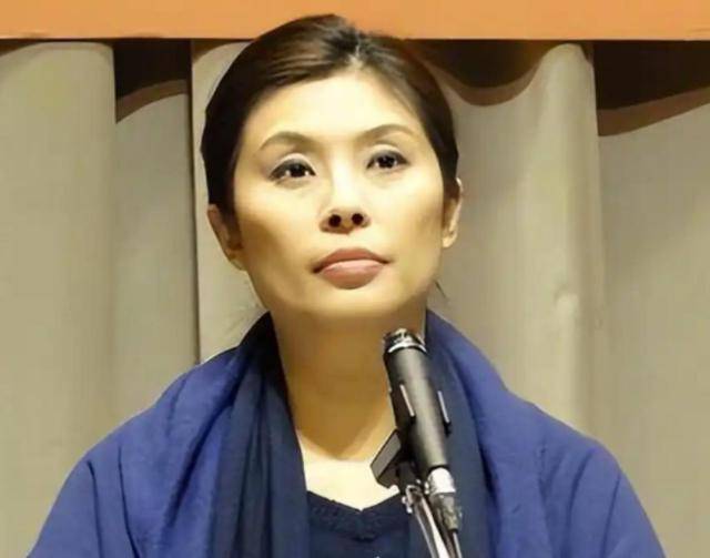 郑丽文的婚姻:女主外男主内,不生育孩子 郑丽文的婚姻:女主外男主内,不生育孩子