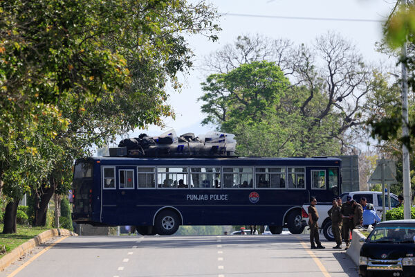 美伊谈判将登场 巴国首都万人维安 高度戒备 美伊谈判将登场 巴国首都万人维安 高度戒备