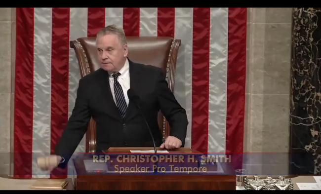 美众院现极罕见一幕!震撼美国社会 美众院现极罕见一幕!震撼美国社会