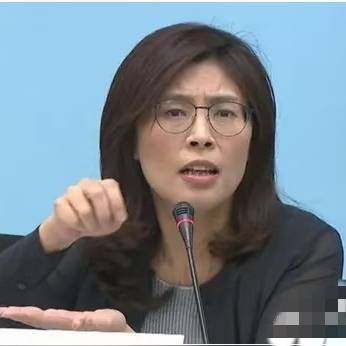 2005年,郑丽文访问大陆时,一组罕见照片 2005年,郑丽文访问大陆时,一组罕见照片