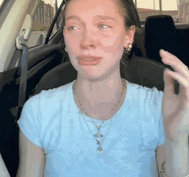 “是不是该买匹马上班?”油太贵 女孩崩溃大哭 “是不是该买匹马上班?”油太贵 女孩崩溃大哭