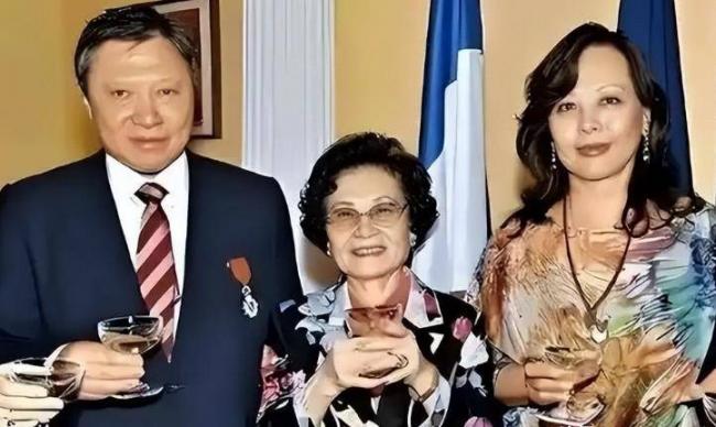 曾是中国女首富:2个女儿惨死3个儿子反目 曾是中国女首富:2个女儿惨死3个儿子反目