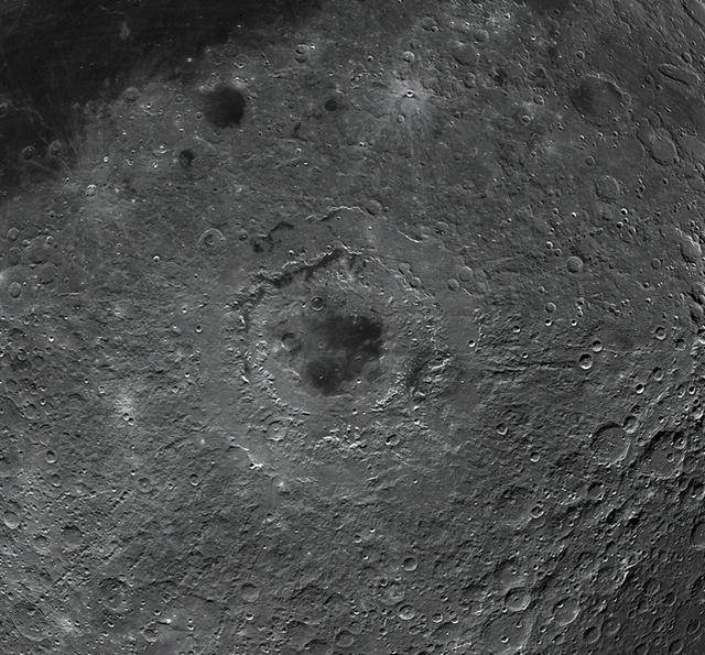 人类首次拍到月球东方海!隐藏38亿年 人类首次拍到月球东方海!隐藏38亿年