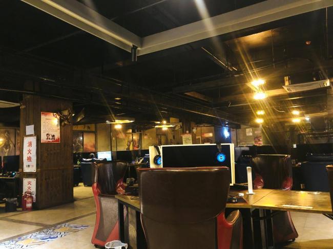 中国网吧起死回生 背后原因令人深思 中国网吧起死回生 背后原因令人深思