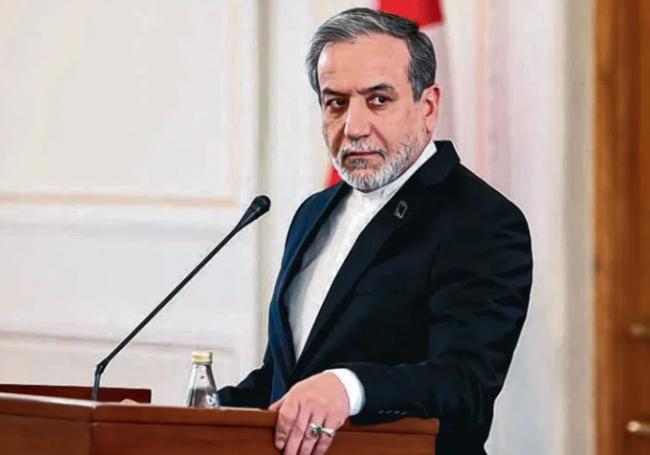 达成协议仅“咫尺之遥” 伊朗外长再喊话川普 达成协议仅“咫尺之遥” 伊朗外长再喊话川普