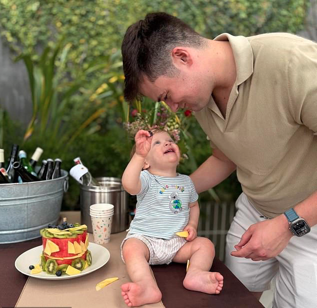 突发:美AI巨头CEO住宅被投燃烧弹!他随后发文 突发:美AI巨头CEO住宅被投燃烧弹!他随后发文