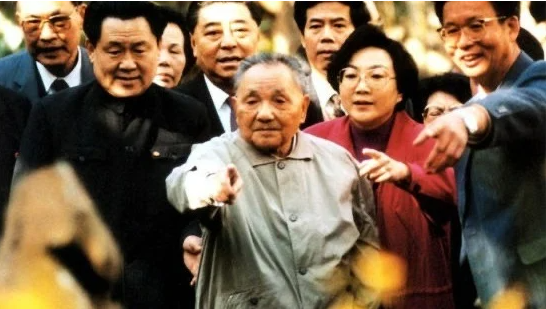 邓小平罕见绯闻?庐山之外 一生不露真面目 邓小平罕见绯闻?庐山之外 一生不露真面目