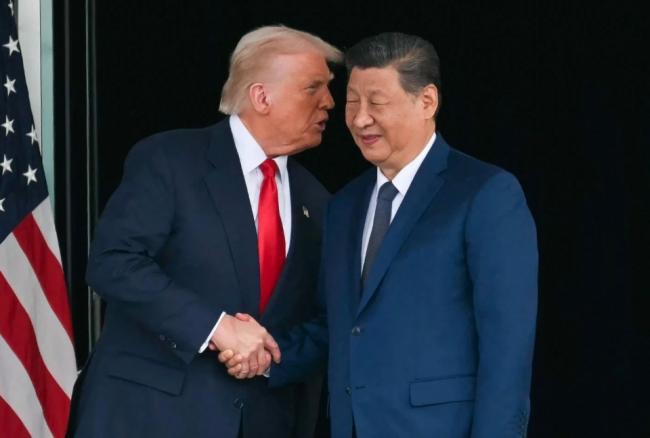 川普最新发声:中国很高兴 同意不给伊朗武器 川普最新发声:中国很高兴 同意不给伊朗武器