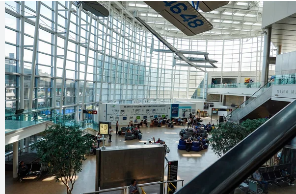 约20名中国学者被拒入境美国 北京抨击 约20名中国学者被拒入境美国 北京抨击