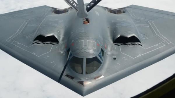 美国全面公开新一代轰炸机B-21上身 美国全面公开新一代轰炸机B-21上身