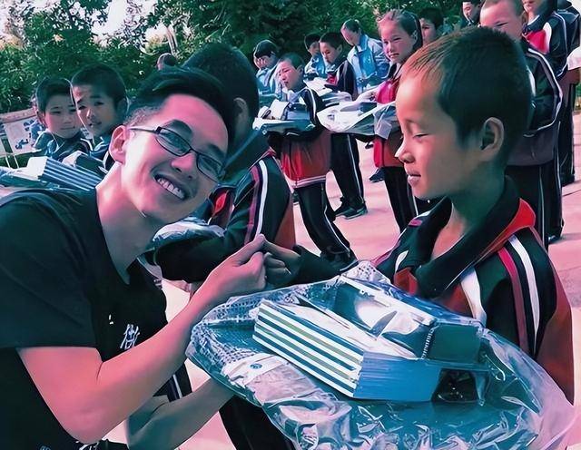 许家印被捕当天 私募大佬离世仅38岁 死因不明 许家印被捕当天 私募大佬离世仅38岁 死因不明