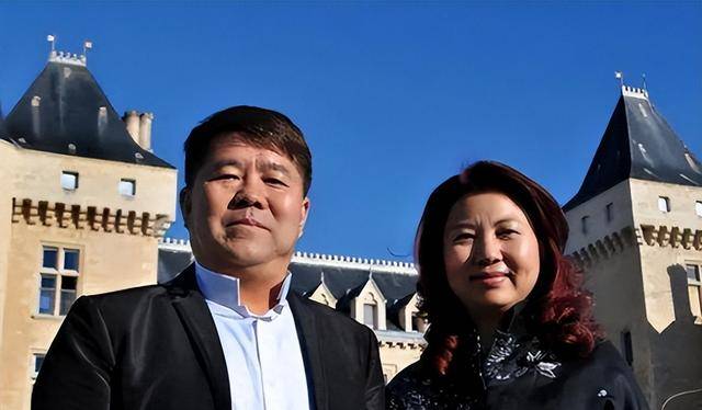 中国富豪强拆佛寺建会所,三年后与儿异国坠机亡 中国富豪强拆佛寺建会所,三年后与儿异国坠机亡