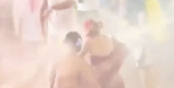 云南泼水节乱象 令人吃惊 云南泼水节乱象 令人吃惊