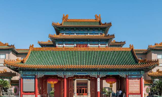 陈丽华巨资打造的紫檀博物馆,长什么样 陈丽华巨资打造的紫檀博物馆,长什么样