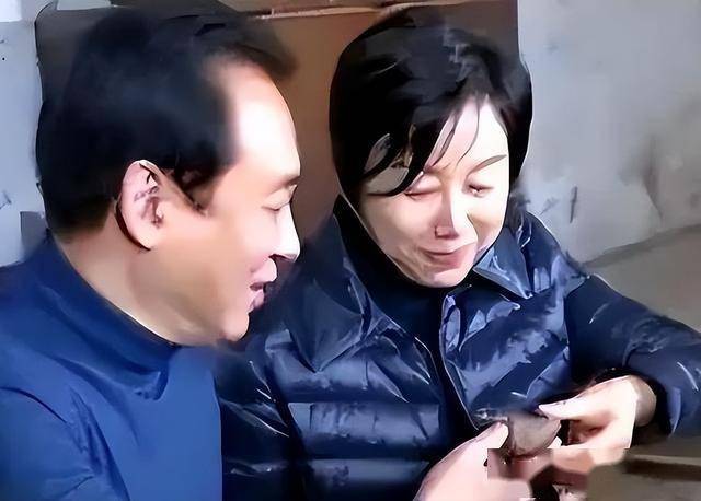 许家印长子月领4100万生活费,家族资产黑幕全揭 许家印长子月领4100万生活费,家族资产黑幕全揭