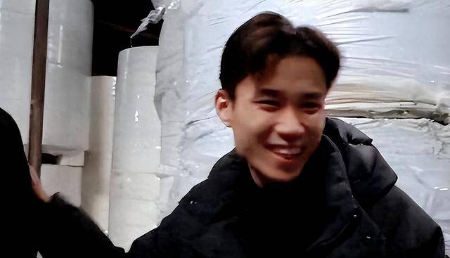 五年前他靠倒卖口罩一年狂入60亿元,如今怎样 五年前他靠倒卖口罩一年狂入60亿元,如今怎样