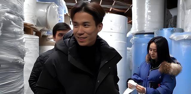 五年前他靠倒卖口罩一年狂入60亿元,如今怎样 五年前他靠倒卖口罩一年狂入60亿元,如今怎样