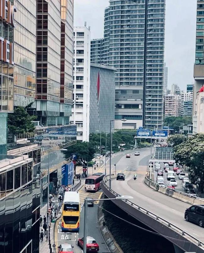 香港优才狂跌70%! 身份红利彻底清零 香港优才狂跌70%! 身份红利彻底清零