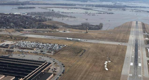中国留学生赴内州偷拍军机 纽约离境时被捕 中国留学生赴内州偷拍军机 纽约离境时被捕