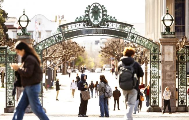 大学毕业生终于要迎来就业转机了 大学毕业生终于要迎来就业转机了