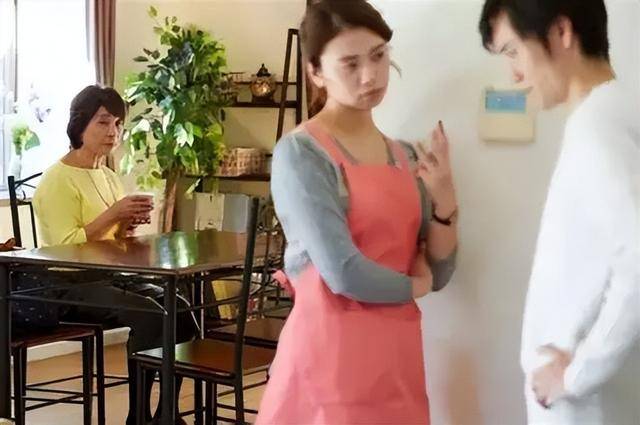 2026年一个怪现象:养儿家庭,开始躺平了 2026年一个怪现象:养儿家庭,开始躺平了