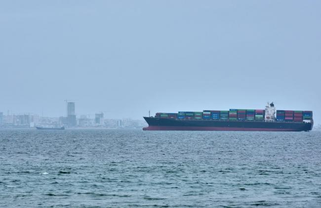 突发:开战后首次!伊朗在霍尔木兹扣押2艘货轮 突发:开战后首次!伊朗在霍尔木兹扣押2艘货轮