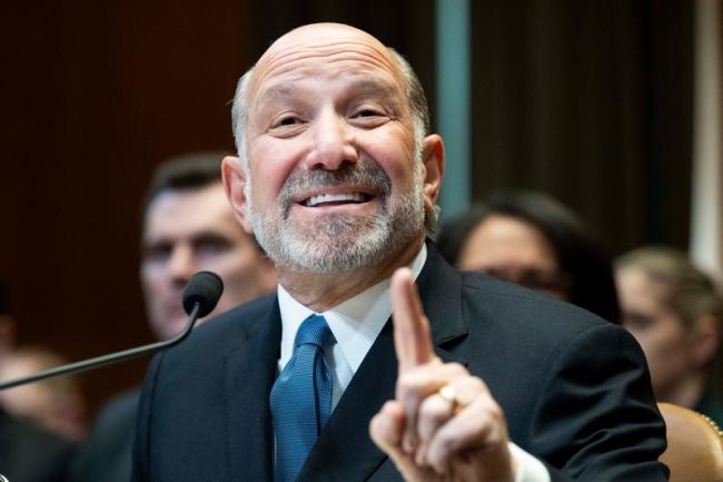 英伟达H200芯片一块也没有卖给中国? 英伟达H200芯片一块也没有卖给中国?