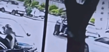 大反转:男保安掌掴女家长,更多内幕来了 大反转:男保安掌掴女家长,更多内幕来了