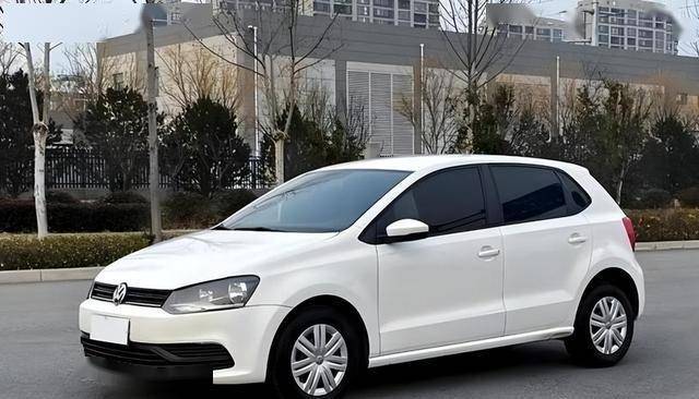 开油车的笑了,开电车的慌了?2026油电新政实锤 开油车的笑了,开电车的慌了?2026油电新政实锤