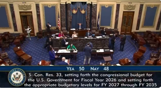 美国会参议院黎明大突破! 美国会参议院黎明大突破!