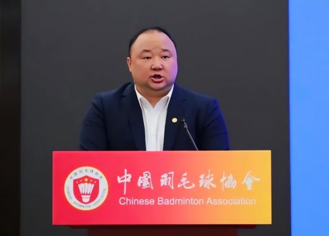 两届奥运冠军,中国羽协主席张军被带走调查 两届奥运冠军,中国羽协主席张军被带走调查