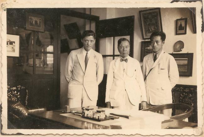 中国青年潘德明见到希特勒后 留下一句话 中国青年潘德明见到希特勒后 留下一句话