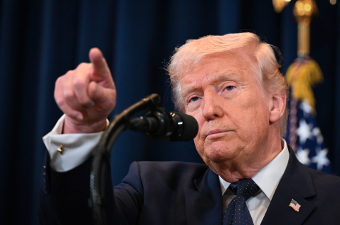 川普:伊朗想谈可打电话 德黑兰向美国“划红线” 川普:伊朗想谈可打电话 德黑兰向美国“划红线”