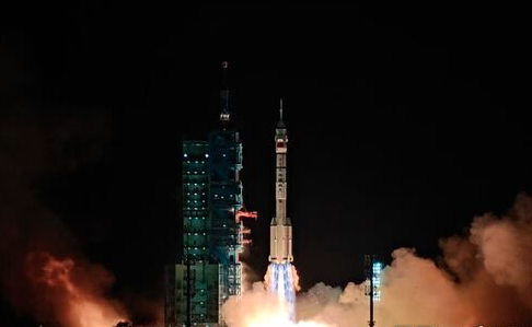 卫报:美国“跌落神坛” 中国或将笑到最后 卫报:美国“跌落神坛” 中国或将笑到最后