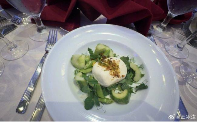 新华社女记者亲历白宫枪击 6字评价美安保 新华社女记者亲历白宫枪击 6字评价美安保