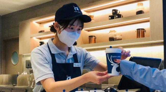 中国伸出黑手… 中国伸出黑手…
