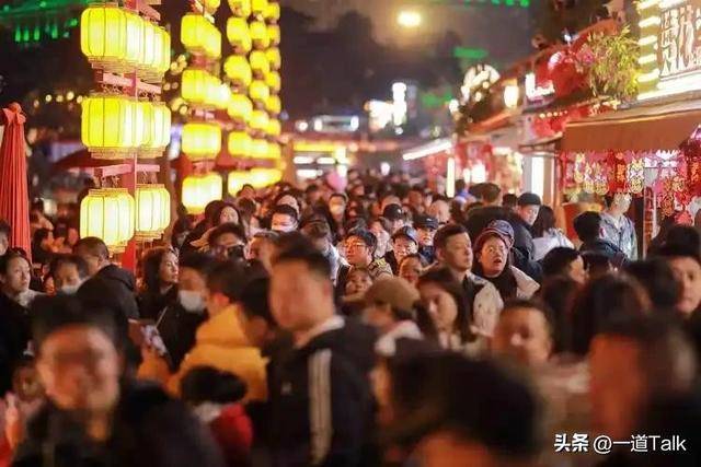 谁去谁后悔!五一最堵六大景点 谁去谁后悔!五一最堵六大景点