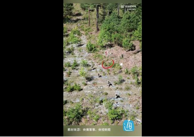 官媒晒中国爆红侦察兵影片 遭遇意外状况 官媒晒中国爆红侦察兵影片 遭遇意外状况