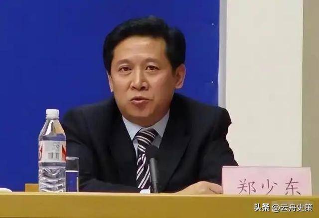 广东头号警花 为升官卖色相 后台不是一般的硬 广东头号警花 为升官卖色相 后台不是一般的硬